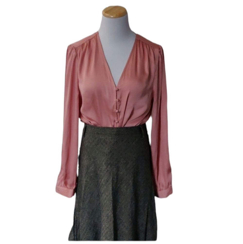 Banana republic silky blouse